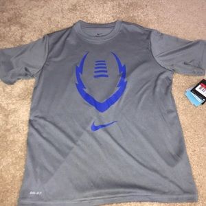 Grey dri-fit Nike football T-shirt